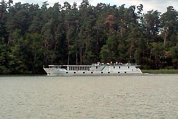 Nowy statek biaej floty