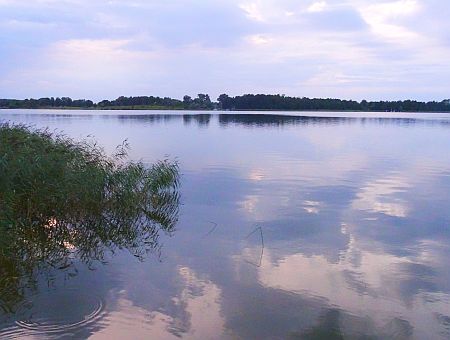 Spokojne jezioro